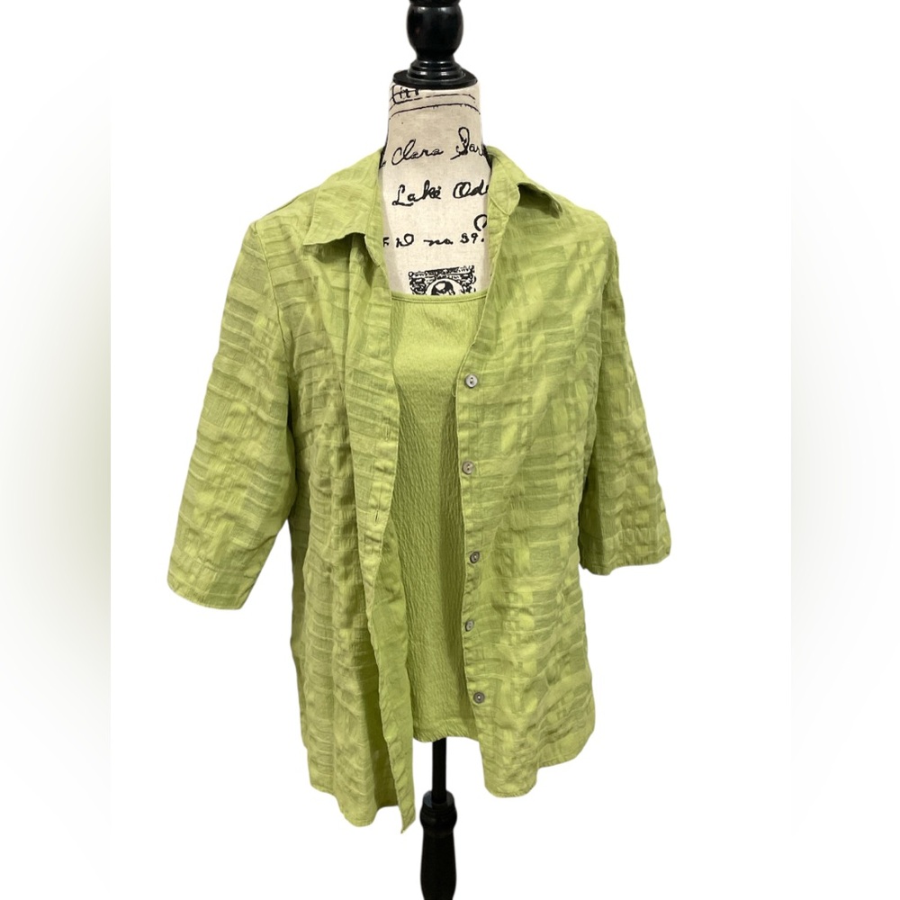 White Stag 2 Piece Plus Size size 18 / 20 Green Textured Button-Up Blouse